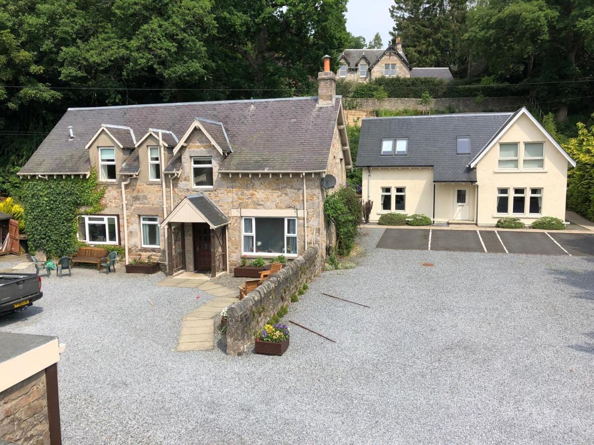 The Claymore Guest House And Apartments Pitlochry Exterior photo